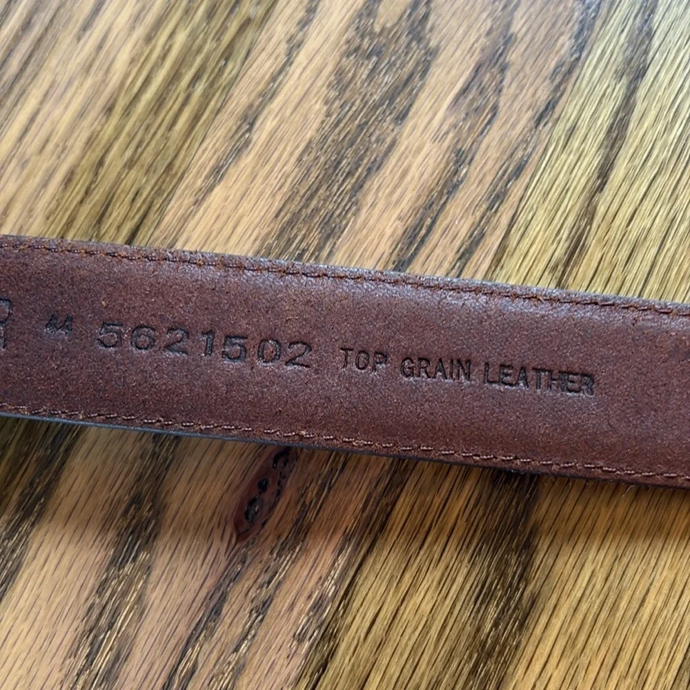 PGA Tour sz 44 top grain leather brown belt with silver accent golf